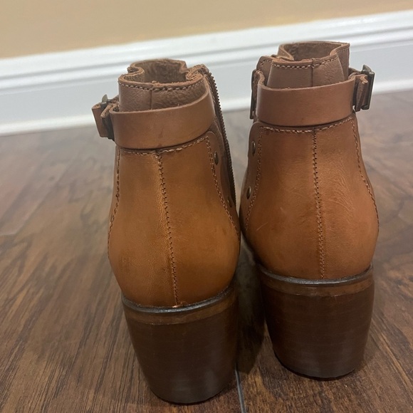 NEW! Anthropologie boots - Picture 4 of 8